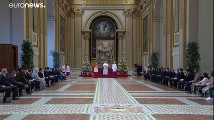 Il messaggio Urbi et Orbi del papa: "Vaccino per tutti"