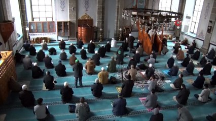 Cuma hutbesinde korona virüs uyarısı