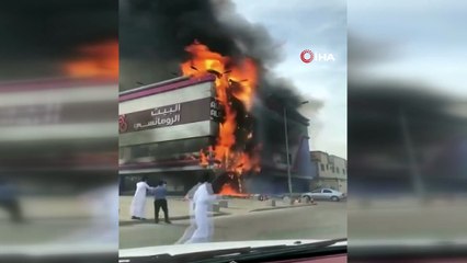 - Suudi Arabistan'da restoran alev topuna döndü