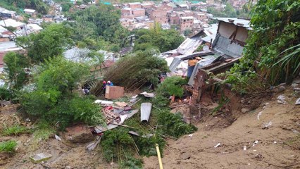 Dos personas desaparecidas por deslizamiento en vereda El Pesebre de Itagüí
