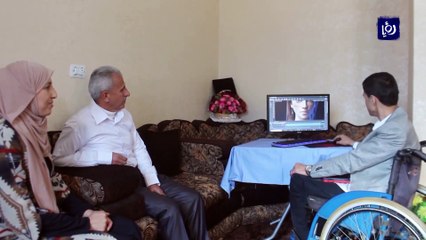 شاب عشريني يتابع طموحه نحو الماجستير بعدما أصبح مبرمجاً ومصمماً للألعاب إلكترونية