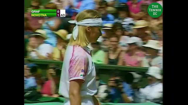 Steffi Graf v. Jana Novotna | 1993 Wimbledon Highlights