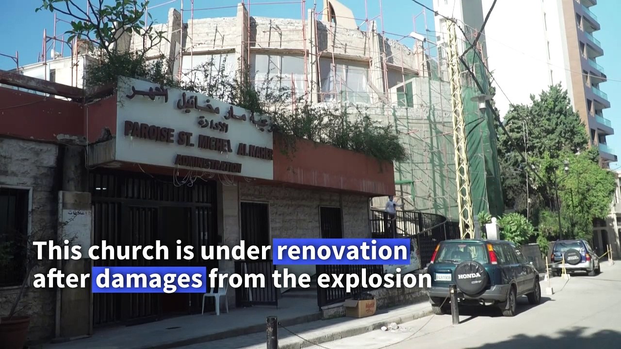 Christians hold Christmas Day mass in blast-hit...