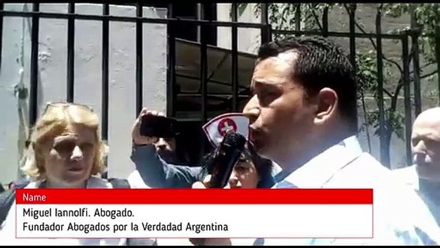 ¡¡Escucha y despierta!! La valiente doctora argentina Chinda Brandolino cuenta lo que hay de verdad detrás del chinirus.