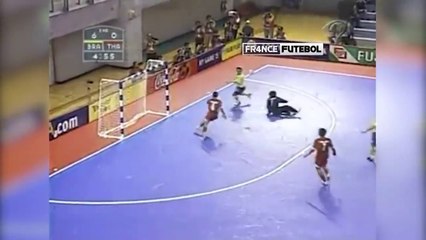 8 MINUTES OF INSANE GOALS (ALMOST IMPOSSIBLE) - FALCÃO 12, NEYMAR AND OTHERS