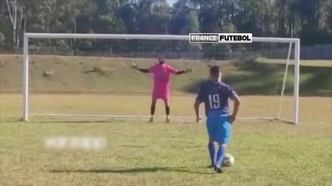 TRY NOT TO LAUGH - COMEDY FOOTBALL & FUNNIEST MOMENTS #1