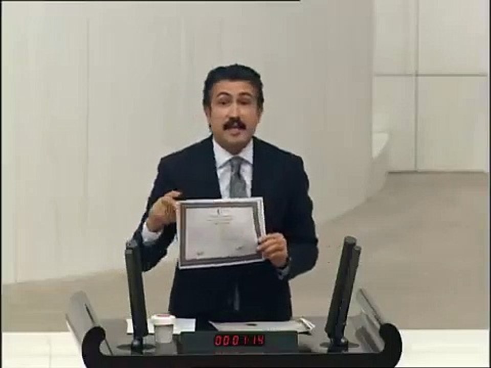 AKP'li Cahit Özkan, sahte diplomayla gündeme gelen Hamza Yerlikaya'yı böyle savundu: Asrın güreşçisiyle gurur duyuyoruz