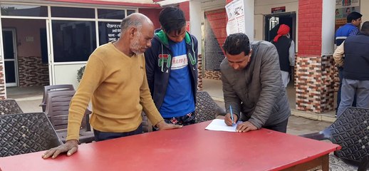 पैदल जा रहे युवक का बाइक सवारों ने मोबाइल छीना