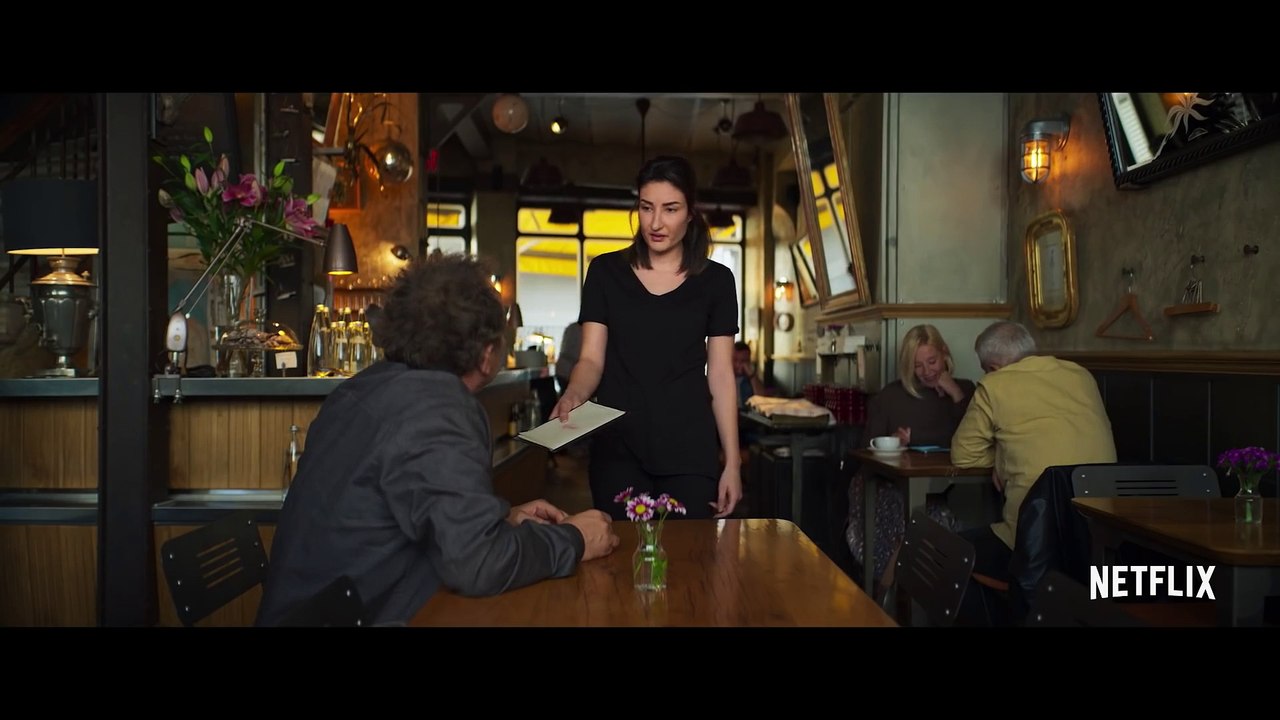 Azizler Fragman