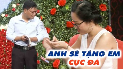 Đi hẹn hò tặng bạn gái CỤC ĐÁ, chàng trai BỊ TỪ CHỐI HẸN HÒ  ngay lập tức trên sân khấu