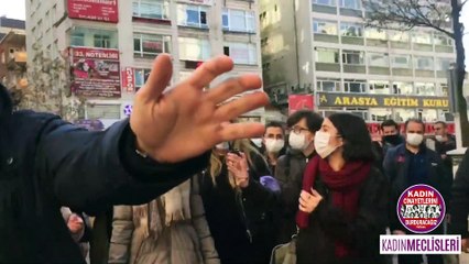 Aynı gün öldürülen kadınlar için yapılan eyleme polis müdahalesi: Eylemciler gözaltına alındı