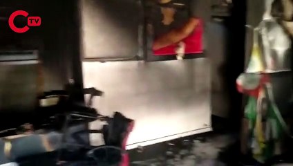 İnegöl'de HDP ilçe binası yakıldı