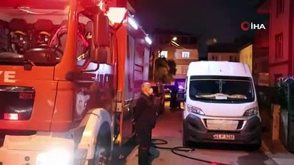 Mutfak tüpü patladı: 2 yaralı