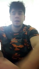 Un músico famoso tocando el titanic⛴⚓(parodia)