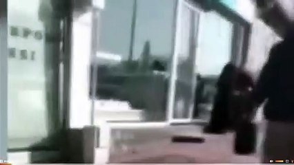 Erzurum'da bir kişi alacağını eline megafon alarak istedi: "Paramı öde Nevzat abi, camiye Cuma'ya gitmeyle olmuyor"