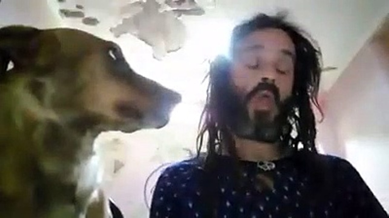 Gesangsstunde mit Hund