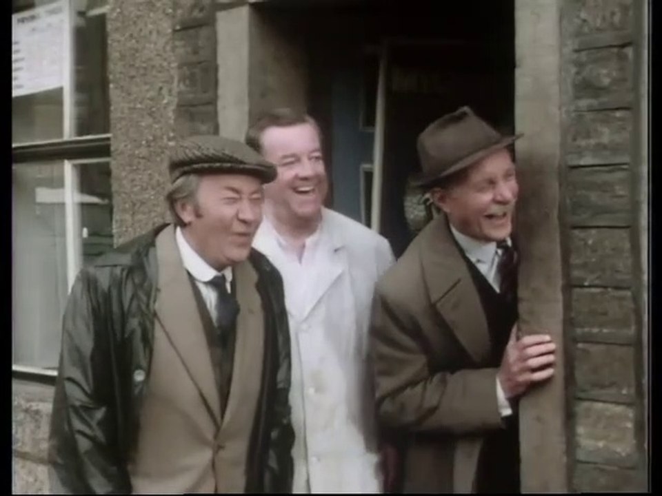 Last Of The Summer Wine - S2/E4 Some Enchanted Evening.  Bill Owen • Michael Bates • Peter Sallis • Kathy Staff