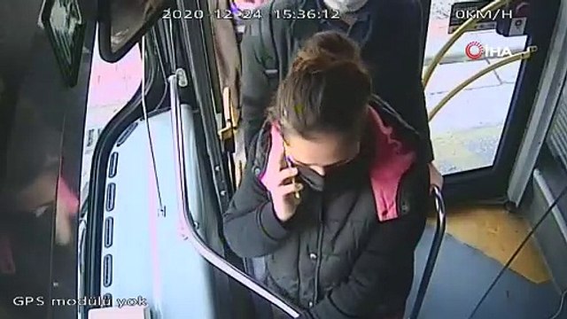 Otobüs şoförü fenalaşan yolcuyu hastaneye yetiştirdi