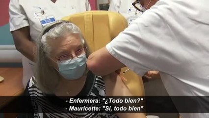 La primera mujer vacunada en Francia: "Estoy emocionada"