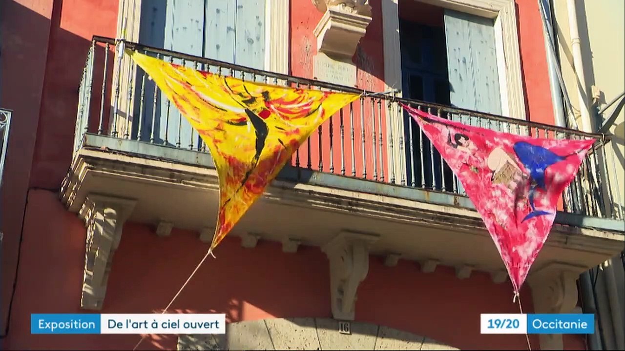 "Art à ciel ouvert": une exposition d'art contemporain autour du thème du cirque dans les rues de Collioure