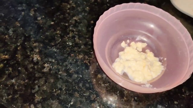 MY WINTER FACE SCRUB || SIMPLE DIY FACIAL SCRUB ||TO GET RID OF BLACKHEADS || WHITEHEADS || DRY SKIN