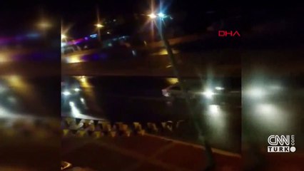 Otomobili polislerin üzerine sürdü | Video
