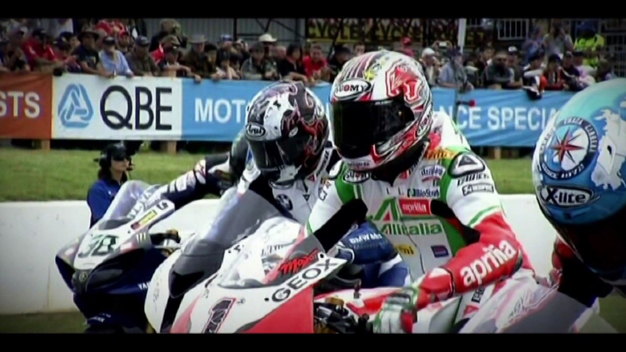 aprilia rs4 125. dorsoduro1200. srv850. rsv4 factory aprc. tuono v4r. aprilia racing.BY ESCAFLONE89