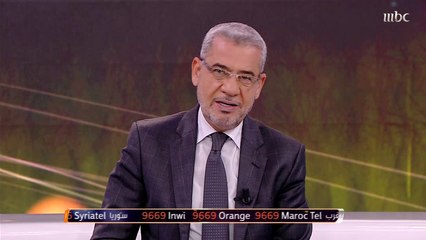 Télécharger la video: أحمد الشمراني: العويس والسومة هما السبب في فوز الأهلي على الرائد.. وتوفيق الخليفة: السومة رونالدو العرب