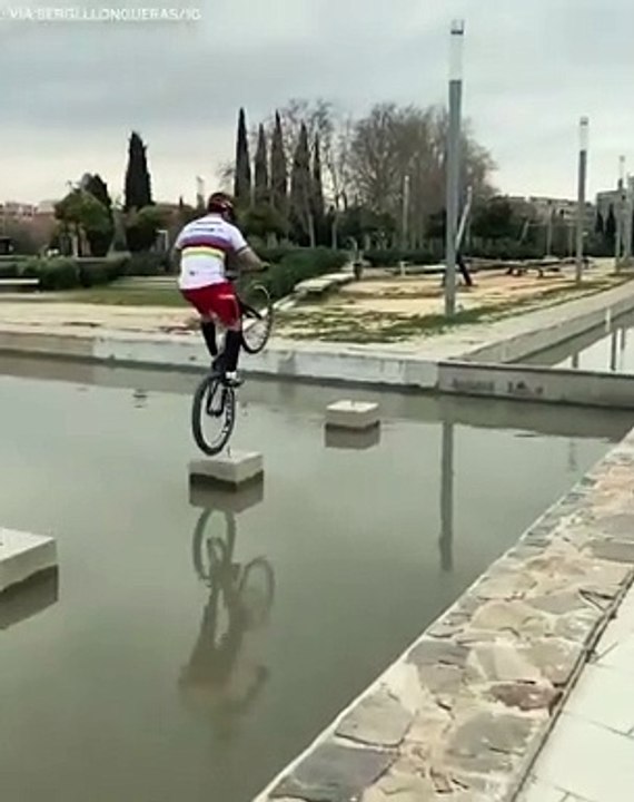 this guys balance is next level _