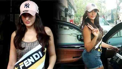 Nora Fatehi Short dress में पहुंची Dance rehearsal hall; देखिए वीडियो | Hotstar