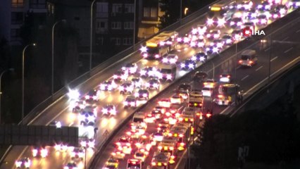 15 Temmuz Şehitler Köprüsü’ndeki kaza trafiği felç etti
