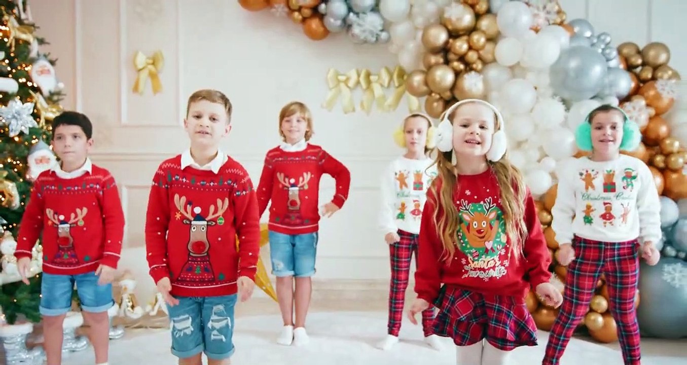 Diana and Roma - Christmas with My Friends - Kids Song (Official Video)