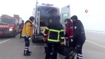 Yüksekova'da Trafik Kazası, Yolcu Minibüsüyle Tır Çarpıştı: 4 Ölü, 5 Yaralı