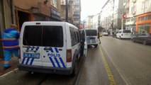 Bursa'da ihbara giden polis ekipleri kaza yaptı