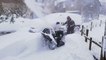 Tempête Bella: les images d'importantes chutes de neige dans le Cantal