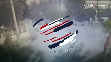 Drift yapan sürücü, motosikletliye böyle çarptı