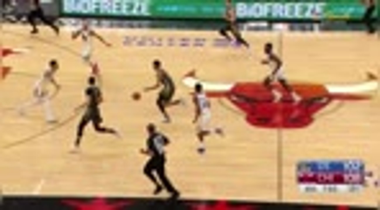 Lee three seals thrilling Warriors win over the Bulls