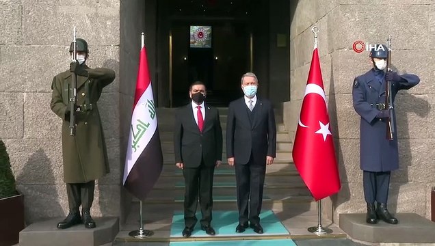 - Milli Savunma Bakanı Hulusi Akar, Irak Savunma Bakanı Jumaah Enad Saadoonn ile görüştü.