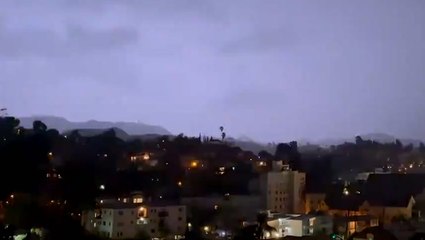 Southern California wakes up to stormy morning