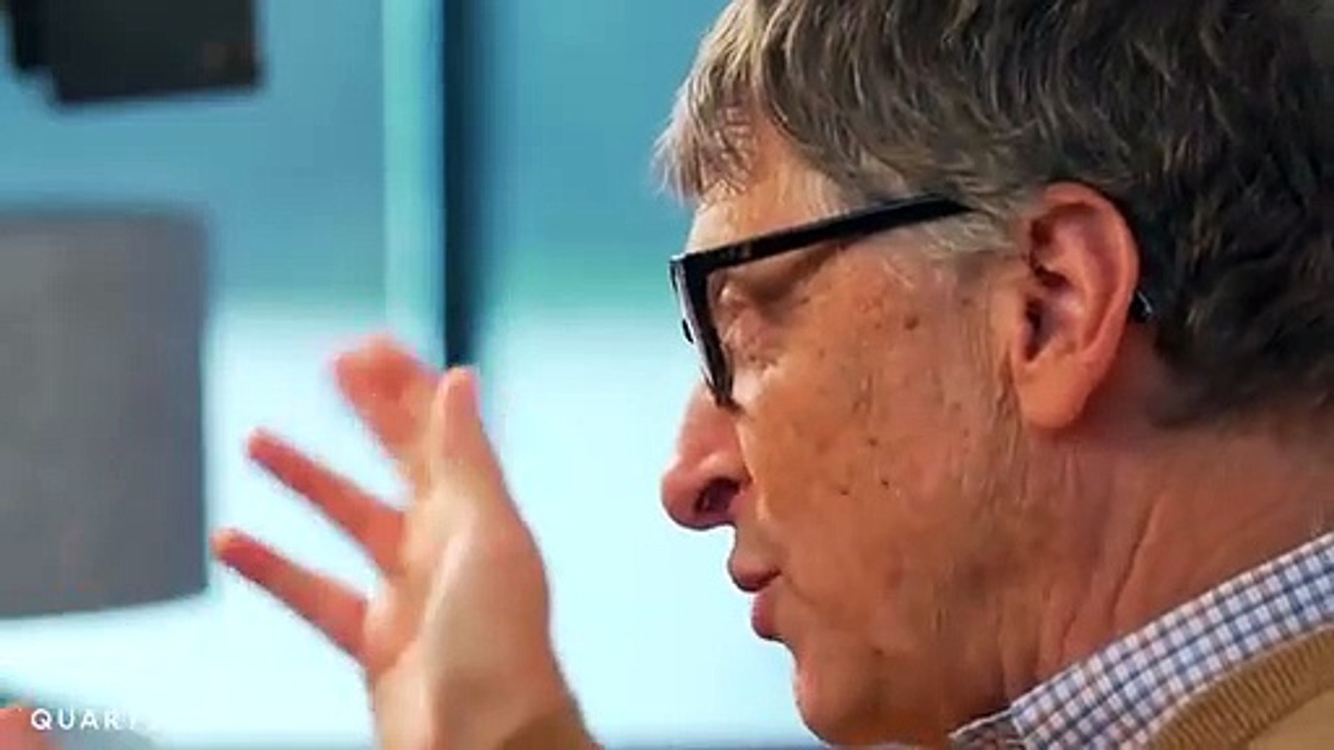 ⁣How Bill Gates reads books