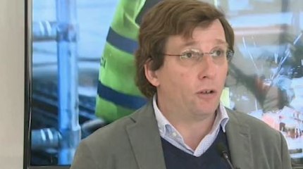 Almeida pide al Gobierno que no utilice la vacunación como "propaganda"