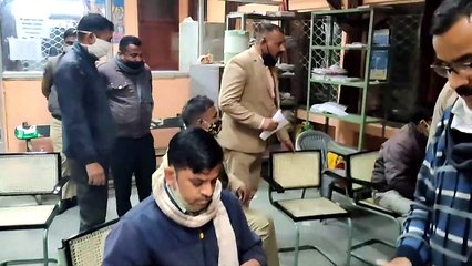 पांच हजार रिश्वत लेते एएसआइ गिरफ्तार