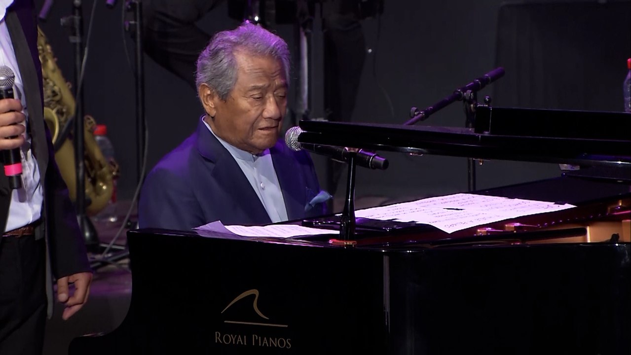 Fallece el cantante mexicano Armando Manzanero, autor de 'Somos novios'