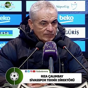 Rıza Çalımbay: Telefon tribünden verilmiş, hakem haklı olarak kart gösterdi