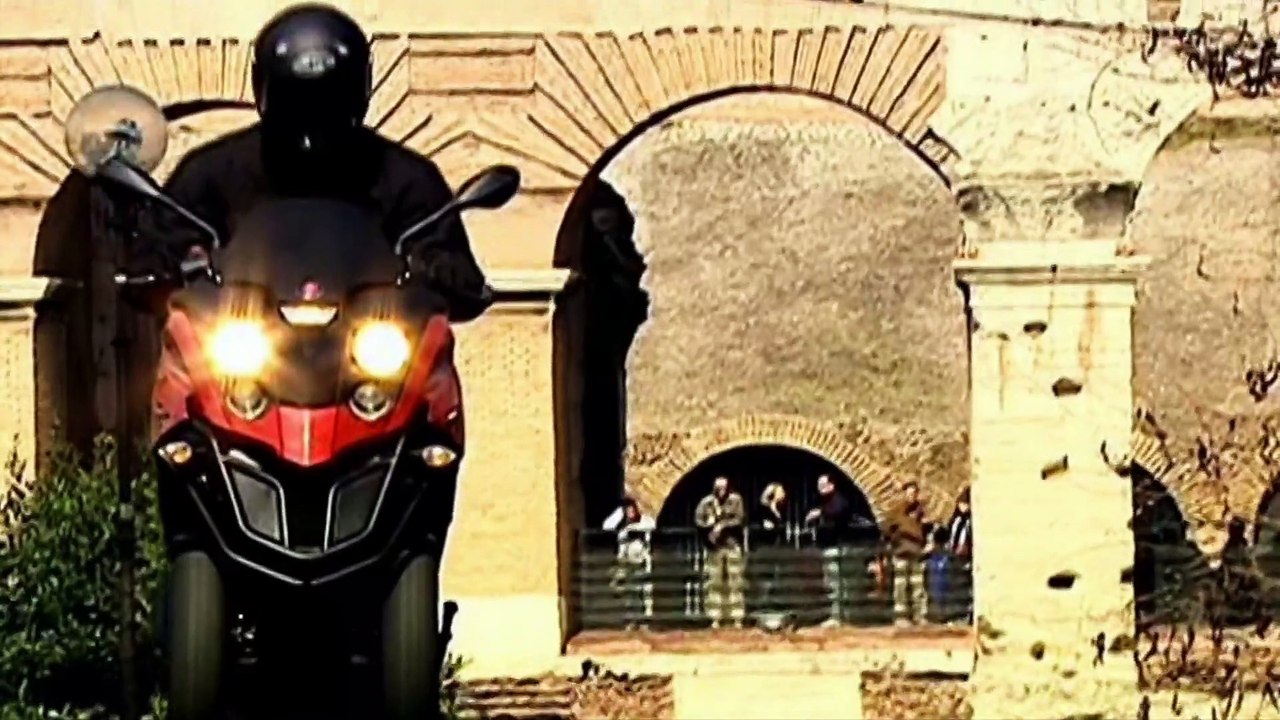 aprilia film produits piaggio, vespa, gilera. BY ESCAFLONE89