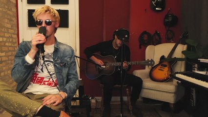 Friday Pilots Club - Breaking My Bones
