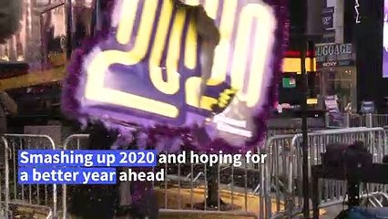 New Yorkers celebrate Good Riddance Day at Times Square