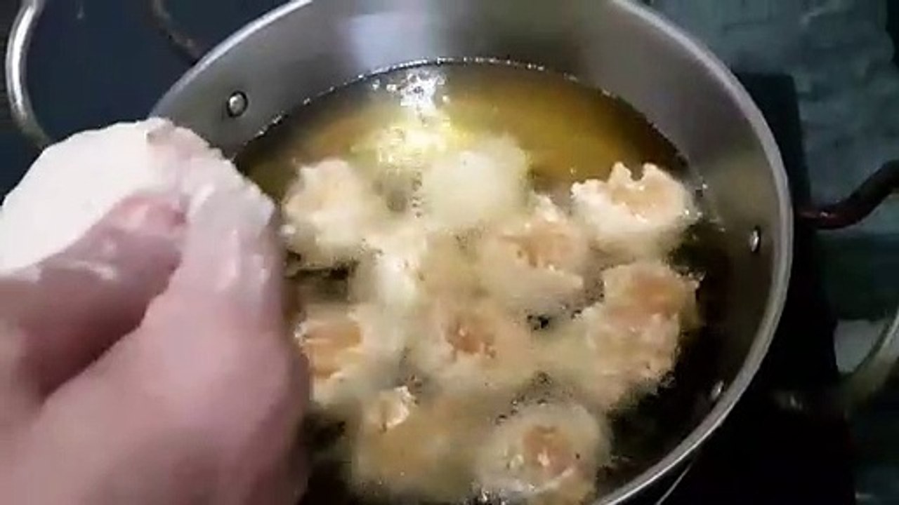 Noon Bariya I Noon bhajiya I Aatte ke pakore I Wheat fitters I गेहूं के आटे से बना नया नाश्ता By Safina kitchen