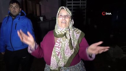 Sağanak Yağmur ve Hortum Kumluca'da Seralara Zarar Verdi