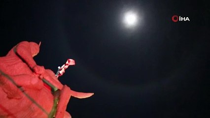 Deprem sonrası gökyüzünde heyecanlandıran görüntü! Nedeni açıklandı